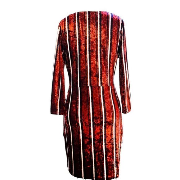 Cinnamon stripes velvet deep V long sleeve dress - Picture 2 of 3
